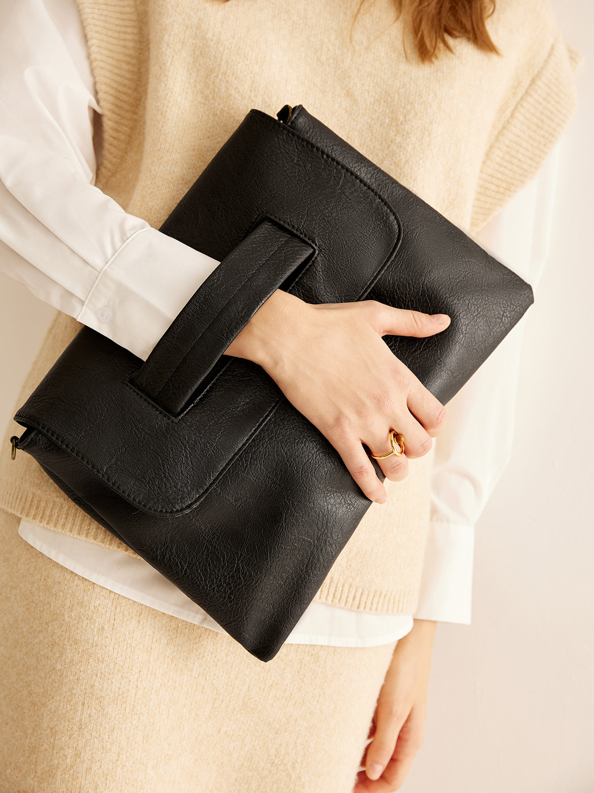 Büyük Kapasiteli Yumuşak Flap Clutch Çanta